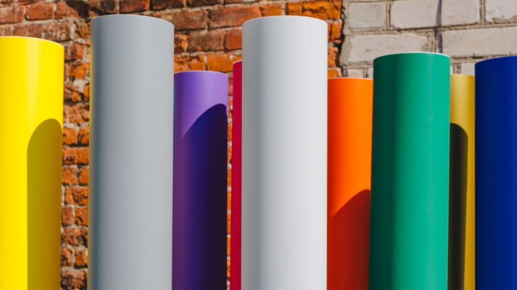 Ini Daftar Merk Sticker Vinyl Terbaik, Juragan Printing Harus Tahu!